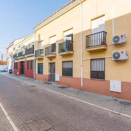 Family Noemi Home Center Malaga Exterior photo